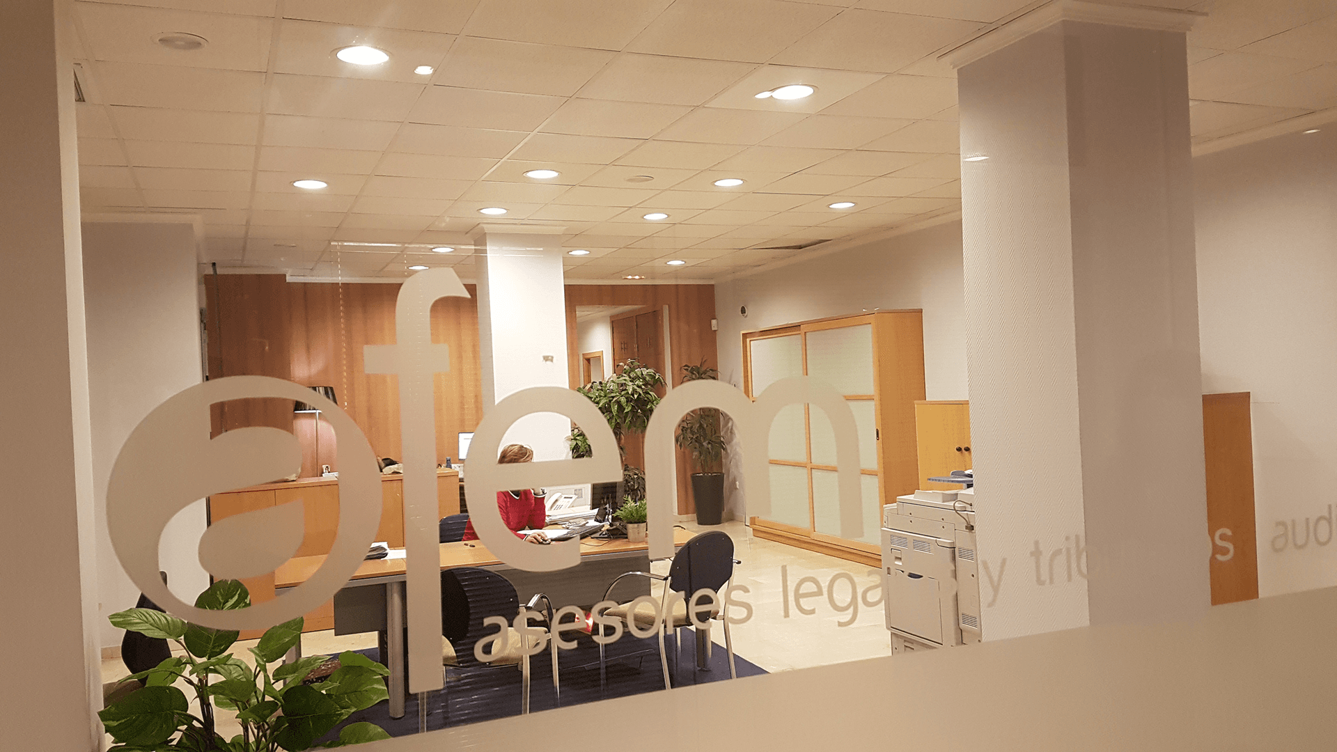 Interior de las oficinas de Asesoría AFEM en Cocentaina
